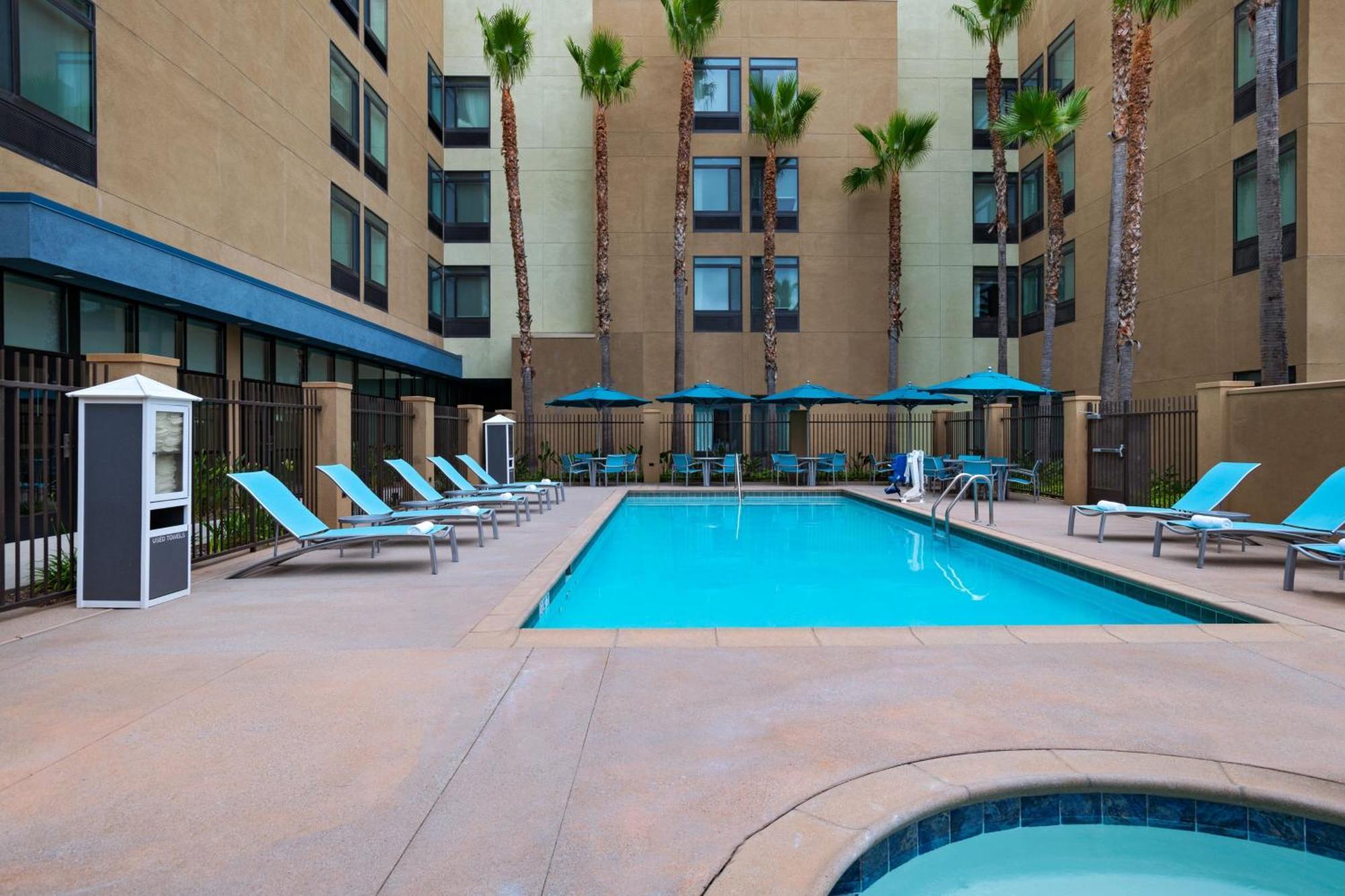 Springhill By Marriott Maingate Hotel 3*